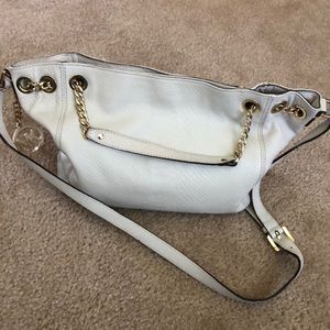 Michael kors cream jet set chain purse